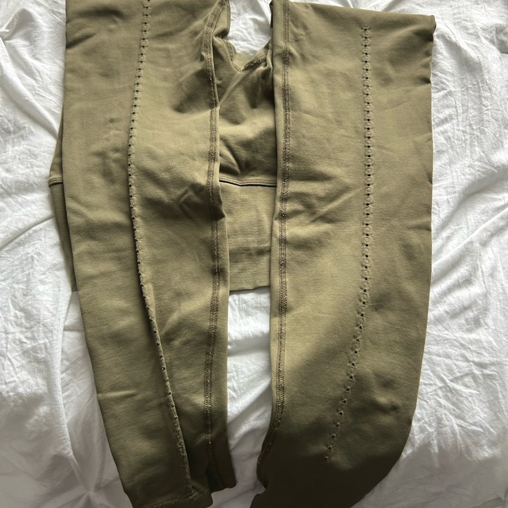 Free People Movement Olive Green Leggings xs/s - Picture 5 of 6